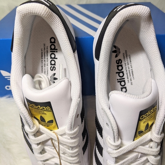 đź–¤SOLDđź–¤Adidas Superstar Originals M/7 W8 - Picture 9 of 10